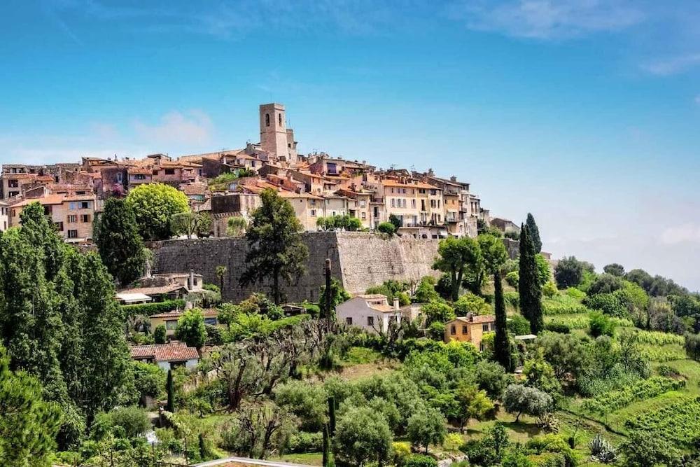 La Tour Carree - Grasse Sud Hotel Peymeinade Buitenkant foto
