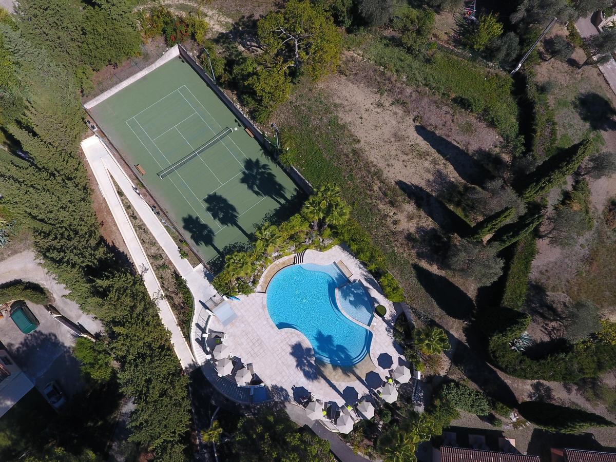 La Tour Carree - Grasse Sud Hotel Peymeinade Buitenkant foto