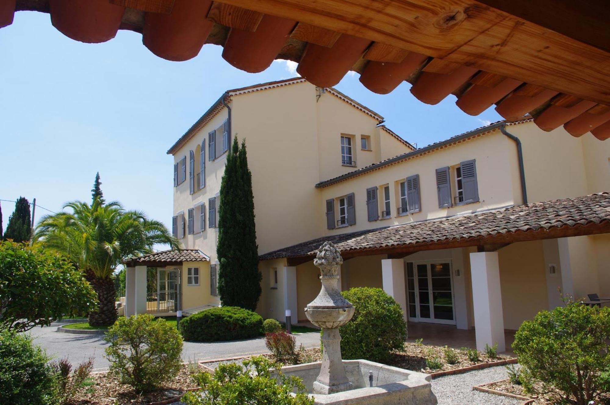 La Tour Carree - Grasse Sud Hotel Peymeinade Buitenkant foto